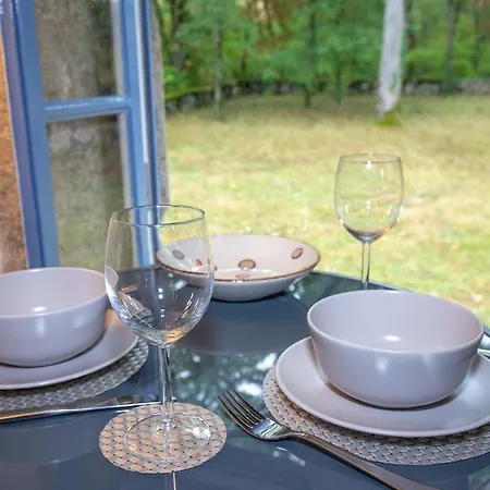 La Terrasse - A Tranquil Place In The Woodland