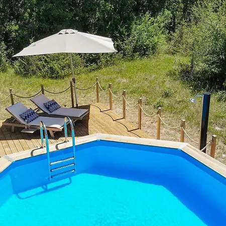 La Terrasse - A Tranquil Place In The Woodland *