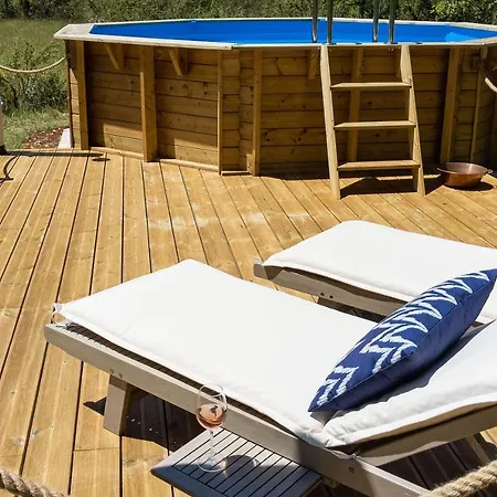 La Terrasse - A Tranquil Place In The Woodland Feriehus *