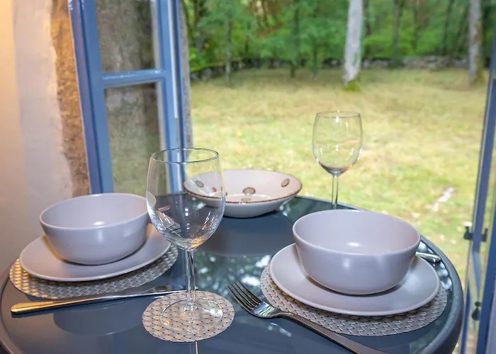 La Terrasse - A Tranquil Place In The Woodland