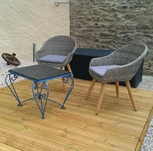 La Terrasse - A Tranquil Place In The Woodland *