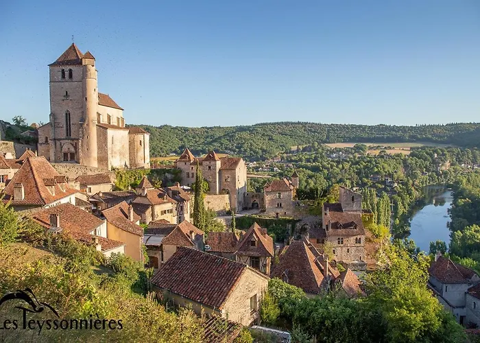 La Terrasse - A Tranquil Place In The Woodland
