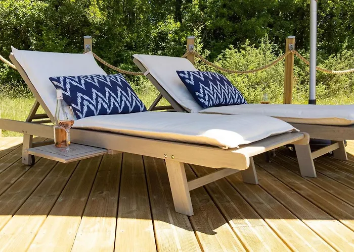 Дом отдыха La Terrasse - A Tranquil Place In The Woodland Concots