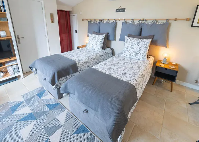 La Terrasse - A Tranquil Place In The Woodland